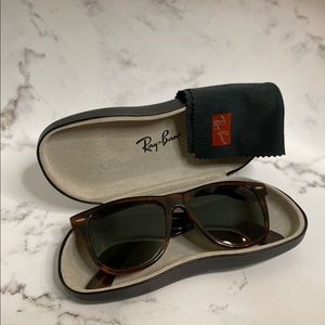 Ray-Ban Wayfarer sunglasses